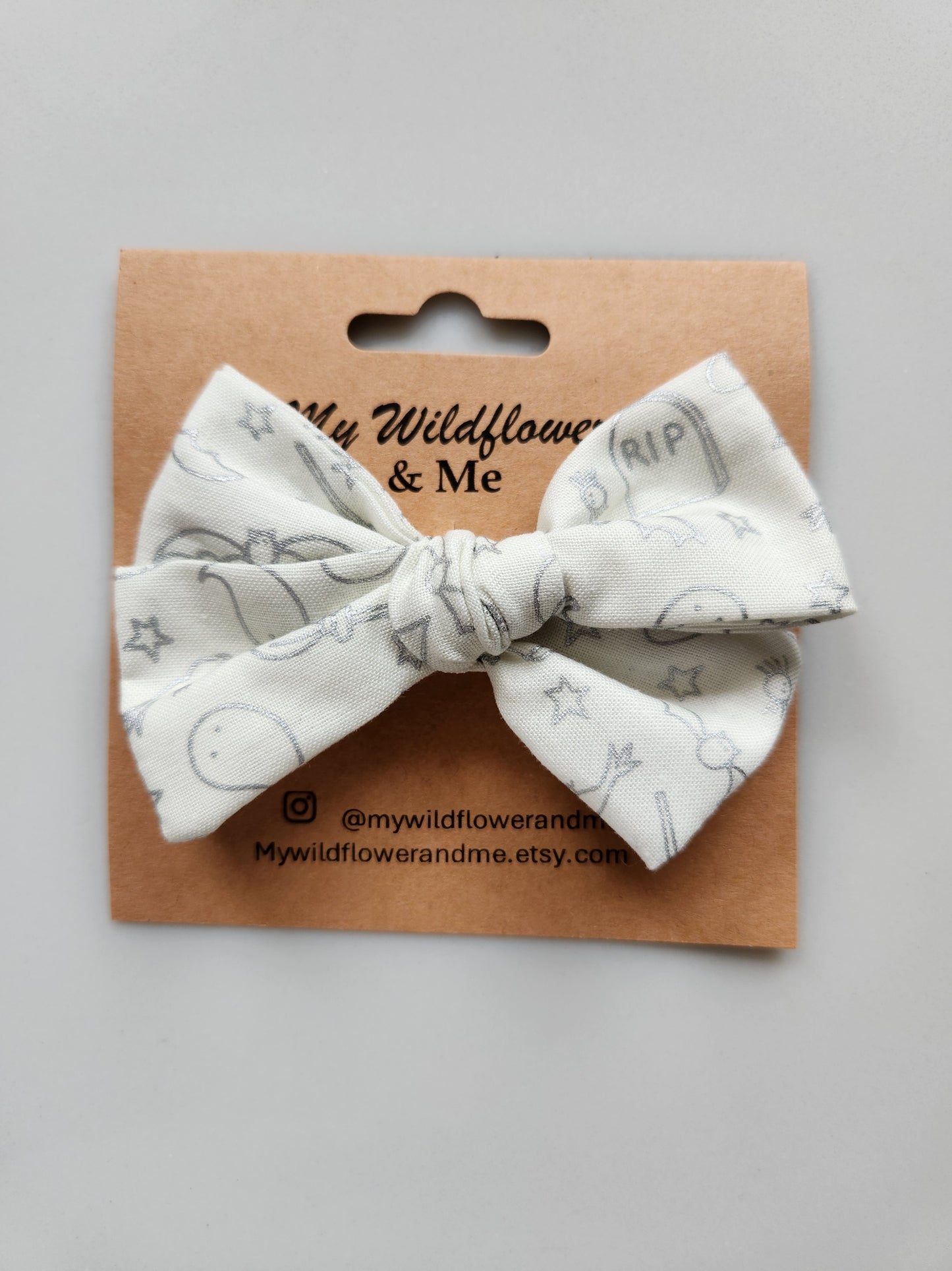 Silver Halloween Medium Pinwheel Bow