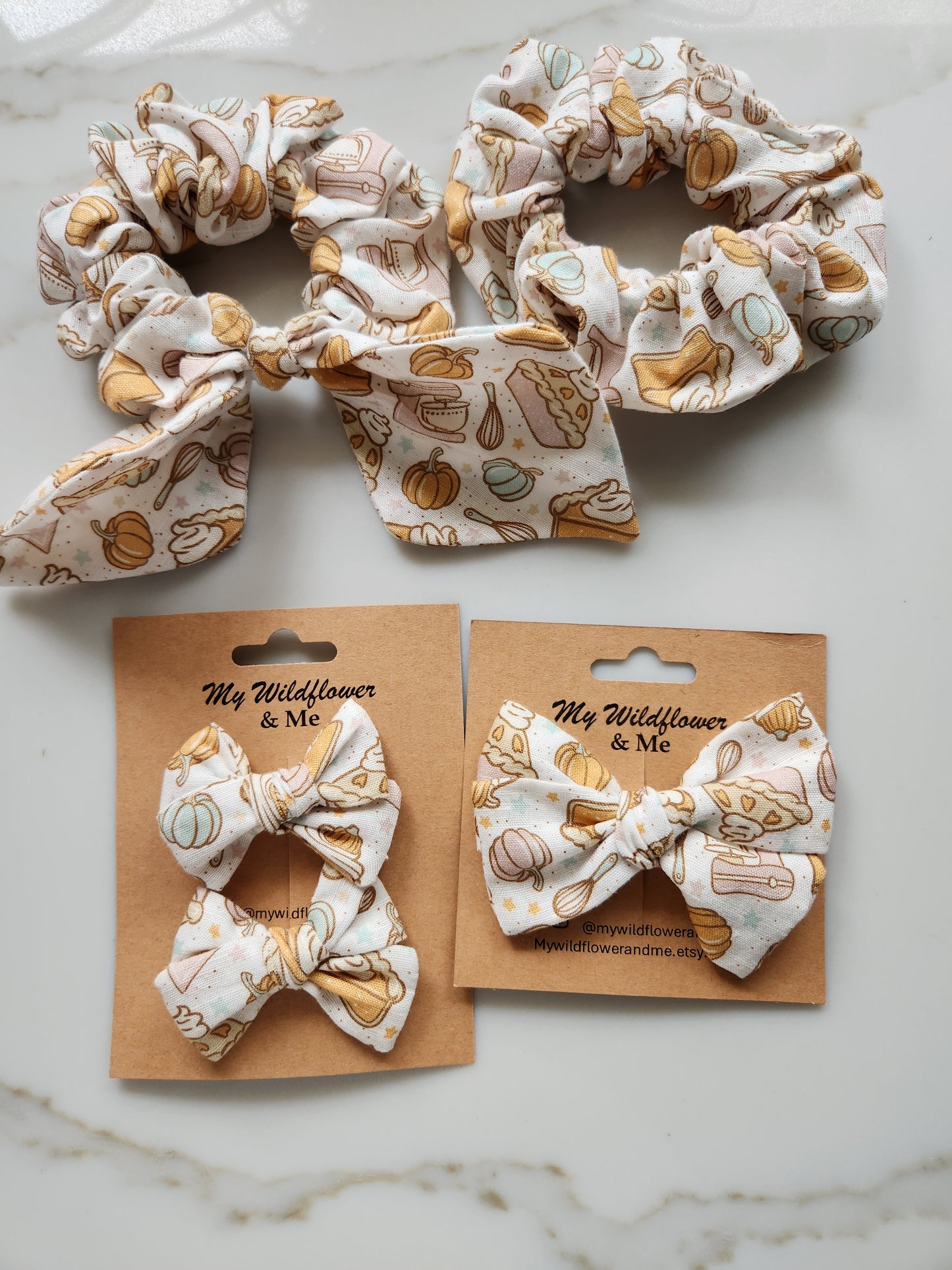 Fall Baking Medium Pinwheel Bow