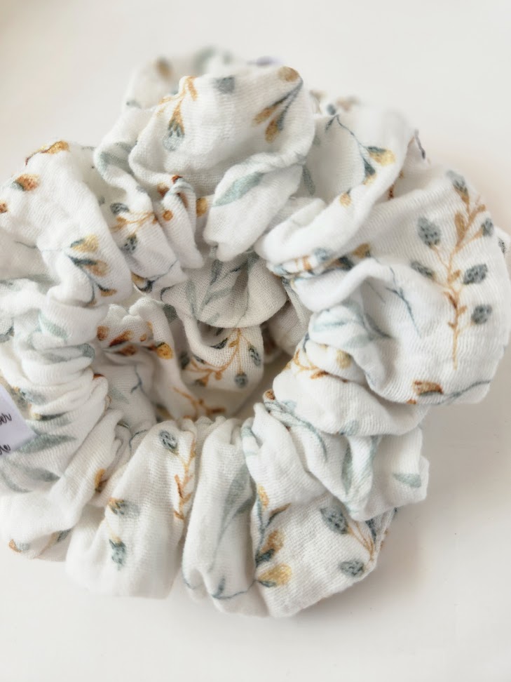 Green Leaves Double Gauze Scrunchie