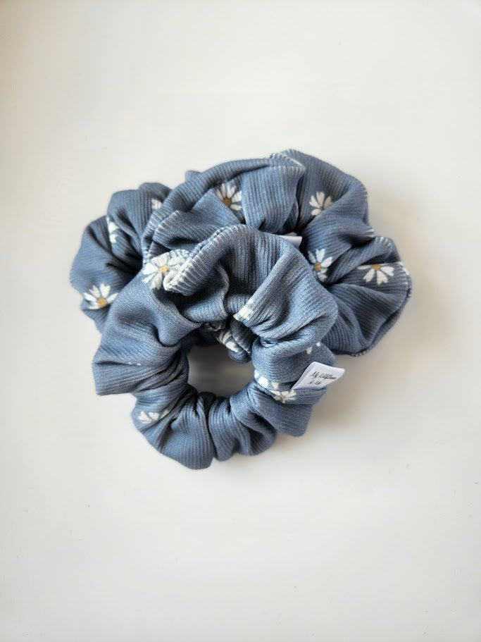Rib Knit Blue Daisy Scrunchie