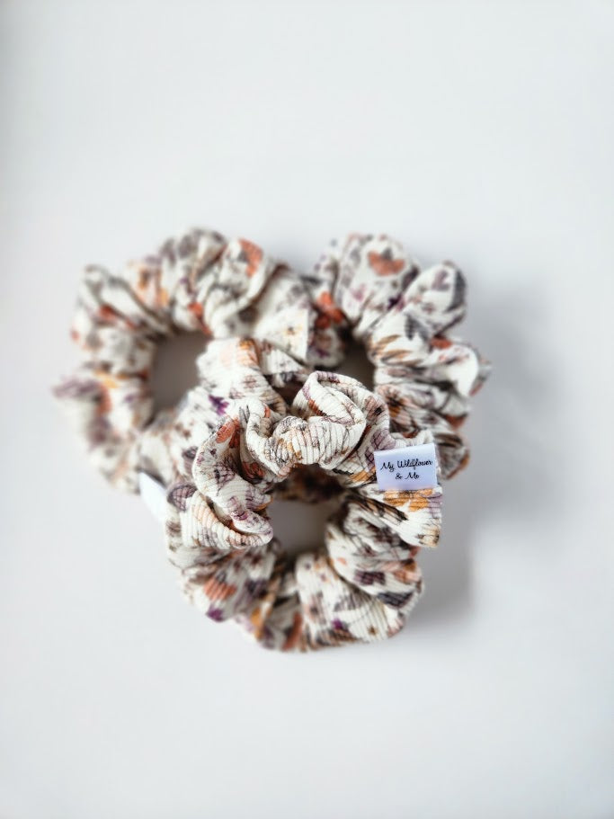 Rib Knit Autumn Blooms Scrunchie