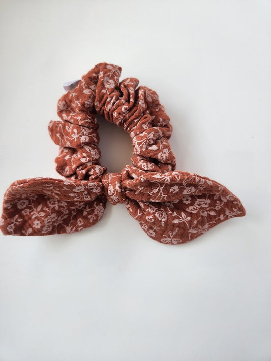 Brick Floral Bow Scrunchie