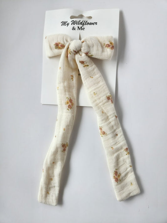 Cream Flower Bouquet Double Gauze Long-Tailed Bow