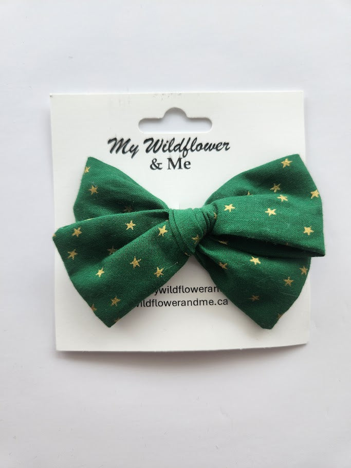 Green with Gold Stars Pinwheel Bow